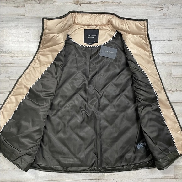 Kate Spade Olive Green Puffer Vest Size M NWT - Picture 2 of 2